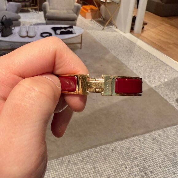 Hermès Burgundy Enamel GHW Clic H Bracelet - Picture 8 of 14